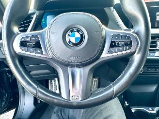 BMW 1-serie 118i 140pk aut High Exe M-Sport Ed - 73dkm nap - sfeerverl - navi - leer - virtual - carplay - front + line assist picture 35