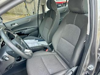 Kia Picanto 1.0 DPi 67pk DynamicLine 5drs - nap - camera - front assist - airco - cruise - carplay - lmv - lichtsensor picture 22
