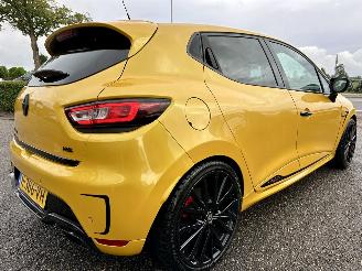 Renault Clio Gereserveerd RS Trophy 1.6 Turbo aut + F1 290pk - navi - cam - leer - rode gordels - bose - 18 inch - stage 2 - keyless picture 4
