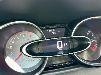 Renault Clio Gereserveerd RS Trophy 1.6 Turbo aut + F1 290pk - navi - cam - leer - rode gordels - bose - 18 inch - stage 2 - keyless picture 19