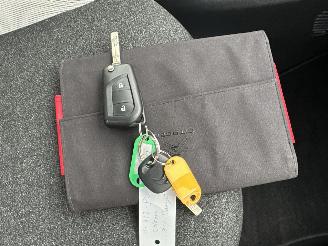 Citroën C1 1.0 VTi 72pk Millenium 5drs - 77dkm nap - carplay - airco - cruise - privacy glass - aux - usb - scherm picture 18