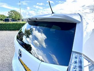 Toyota Prius Plus Gereserveerd Wagon 1.8 Hybrid aut 99pk Comfort 7Pers - nap - navi - zwart leer - clima - cruise - 7 zitplaatsen picture 82