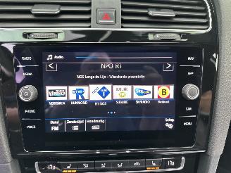 Volkswagen Golf 1.5 TSI is 150pk aut + f1 R-Line 5drs - pano - virtual - 19 inch - keyless - front + line assist - carplay - kameleon tint picture 30