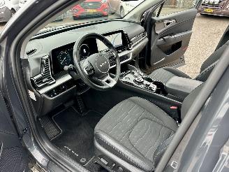 Kia Sportage 1.6 T-GDi Hybrid 179pk aut + f1 DynamicPl.L - pano - nap - stuur + stoelverw v+a - front + line + side assist - 1e eig picture 21