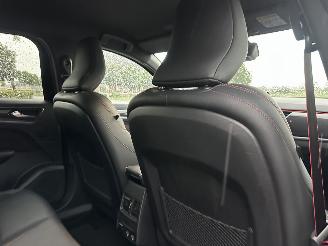 Renault Arkana 1.6 E-Tech Hybrid 145pk 8-traps aut RS-Line - cam - carbon - leer - keyless - stuurverw - front + line + side assist picture 62