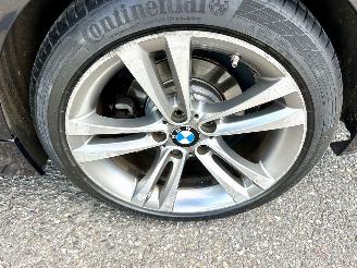 BMW 3-serie Touring 320d 163pk aut High Exe - nap - alarm - leer - elektr trekh + klep - harman/kardon picture 66