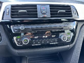 BMW 3-serie Touring 320d 163pk aut High Exe - nap - alarm - leer - elektr trekh + klep - harman/kardon picture 21