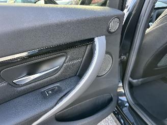 BMW 3-serie Touring 320d 163pk aut High Exe - nap - alarm - leer - elektr trekh + klep - harman/kardon picture 51
