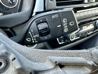 BMW 3-serie Touring 320d 163pk aut High Exe - nap - alarm - leer - elektr trekh + klep - harman/kardon picture 37