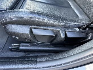 BMW 3-serie Touring 320d 163pk aut High Exe - nap - alarm - leer - elektr trekh + klep - harman/kardon picture 49