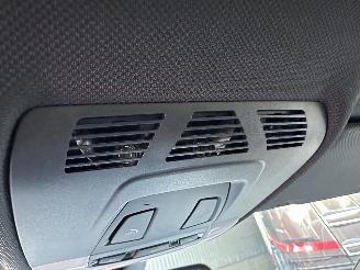 BMW 3-serie Touring 320d 163pk aut High Exe - nap - alarm - leer - elektr trekh + klep - harman/kardon picture 26