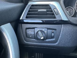 BMW 3-serie Touring 320d 163pk aut High Exe - nap - alarm - leer - elektr trekh + klep - harman/kardon picture 41