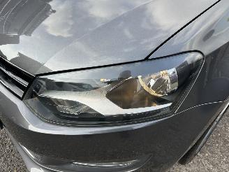 Volkswagen Polo 1.2 TSI 105pk 6-bak Highline 5drs - 75dkm nap - clima + cruise contr - lmv - 4x elektr ramen - privacy glass picture 73