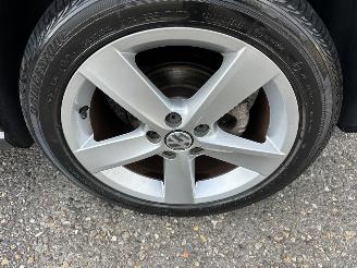 Volkswagen Polo 1.2 TSI 105pk 6-bak Highline 5drs - 75dkm nap - clima + cruise contr - lmv - 4x elektr ramen - privacy glass picture 58