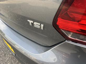 Volkswagen Polo 1.2 TSI 105pk 6-bak Highline 5drs - 75dkm nap - clima + cruise contr - lmv - 4x elektr ramen - privacy glass picture 67