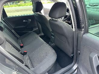 Volkswagen Polo 1.2 TSI 105pk 6-bak Highline 5drs - 75dkm nap - clima + cruise contr - lmv - 4x elektr ramen - privacy glass picture 37