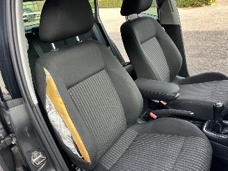 Volkswagen Polo 1.2 TSI 105pk 6-bak Highline 5drs - 75dkm nap - clima + cruise contr - lmv - 4x elektr ramen - privacy glass picture 48