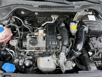 Volkswagen Polo 1.2 TSI 105pk 6-bak Highline 5drs - 75dkm nap - clima + cruise contr - lmv - 4x elektr ramen - privacy glass picture 78