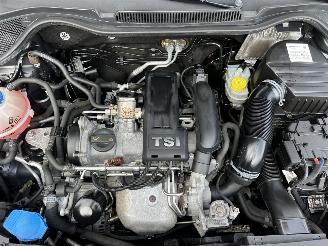 Volkswagen Polo 1.2 TSI 105pk 6-bak Highline 5drs - 75dkm nap - clima + cruise contr - lmv - 4x elektr ramen - privacy glass picture 76