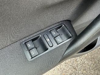 Volkswagen Polo 1.2 TSI 105pk 6-bak Highline 5drs - 75dkm nap - clima + cruise contr - lmv - 4x elektr ramen - privacy glass picture 21