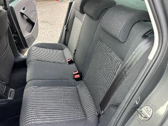 Volkswagen Polo 1.2 TSI 105pk 6-bak Highline 5drs - 75dkm nap - clima + cruise contr - lmv - 4x elektr ramen - privacy glass picture 42