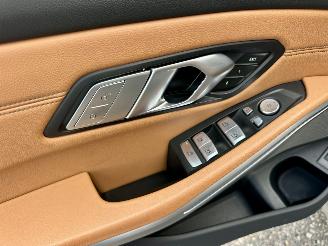 BMW 3-serie 320d 190pk aut + f1 xDrive High Exe sedan - schuifdak - harman/k - head up - keyless - 360cam - stuurverw picture 48