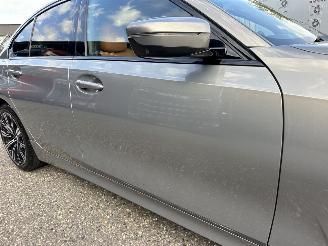 BMW 3-serie 320d 190pk aut + f1 xDrive High Exe sedan - schuifdak - harman/k - head up - keyless - 360cam - stuurverw picture 106
