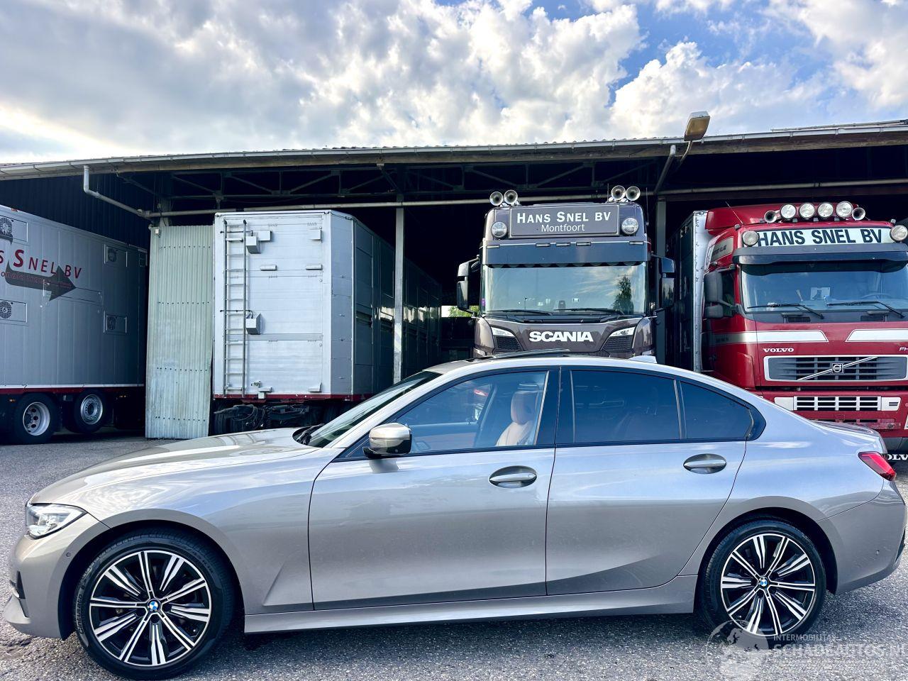 BMW 3-serie 320d 190pk aut + f1 xDrive High Exe sedan - schuifdak - harman/k - head up - keyless - 360cam - stuurverw