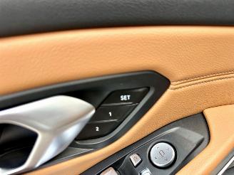 BMW 3-serie 320d 190pk aut + f1 xDrive High Exe sedan - schuifdak - harman/k - head up - keyless - 360cam - stuurverw picture 28