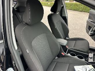 Hyundai Kona 1.6 GDI Hybrid Comfort Smart - nap - 1e eig - nav - cam - keyless - front + line + side assist - stuurverw picture 26
