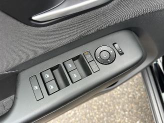 Hyundai Kona 1.6 GDI Hybrid Comfort Smart - nap - 1e eig - nav - cam - keyless - front + line + side assist - stuurverw picture 44