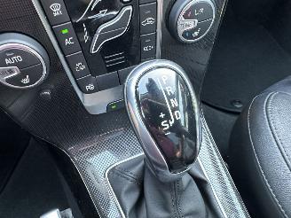 Volvo V-40 1.5 T3 152pk Aut + f1 Dynamic Ed - nap - pano - leer - stoelverw - navi - cam - keyless - harman/kardon picture 19
