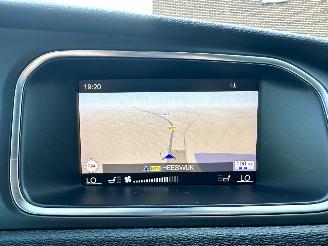 Volvo V-40 1.5 T3 152pk Aut + f1 Dynamic Ed - nap - pano - leer - stoelverw - navi - cam - keyless - harman/kardon picture 45