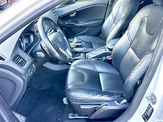 Volvo V-40 1.5 T3 152pk Aut + f1 Dynamic Ed - nap - pano - leer - stoelverw - navi - cam - keyless - harman/kardon picture 50