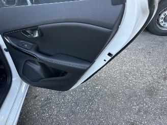 Volvo V-40 1.5 T3 152pk Aut + f1 Dynamic Ed - nap - pano - leer - stoelverw - navi - cam - keyless - harman/kardon picture 63