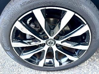 Volvo V-40 1.5 T3 152pk Aut + f1 Dynamic Ed - nap - pano - leer - stoelverw - navi - cam - keyless - harman/kardon picture 76