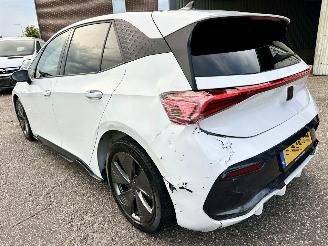 Cupra Born Gereserveerd 62kWh 204pk aut Essential - 47dkm nap - sfeerverl - kuipstoelen - stuurverw - front + line assist picture 7