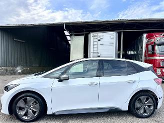  Cupra Born Gereserveerd 62kWh 204pk aut Essential - 47dkm nap - sfeerverl - kuipstoelen - stuurverw - front + line assist 2022/12