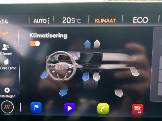 Cupra Born Gereserveerd 62kWh 204pk aut Essential - 47dkm nap - sfeerverl - kuipstoelen - stuurverw - front + line assist picture 40