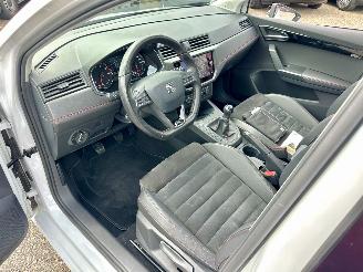 Seat Ibiza 1.0 TSI 95pk FR 5drs - pano - beats - camera - keyless entry + start - front assist - navi - pdc v+a picture 19