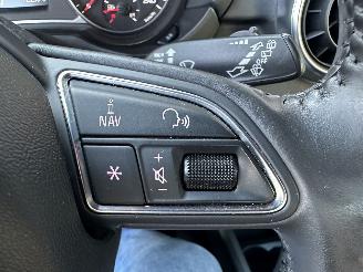 Audi A1 1.2 TFSI Turbo ProLine Sport - pano - xenon - navi - stoelverw - clima - pdc v+a - 17 inch lmv picture 46