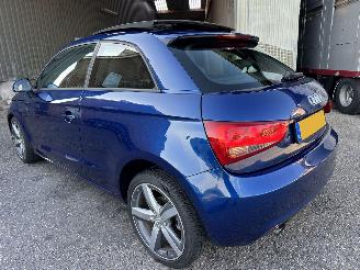 Audi A1 1.2 TFSI Turbo ProLine Sport - pano - xenon - navi - stoelverw - clima - pdc v+a - 17 inch lmv picture 6