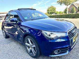 Audi A1 1.2 TFSI Turbo ProLine Sport - pano - xenon - navi - stoelverw - clima - pdc v+a - 17 inch lmv picture 4