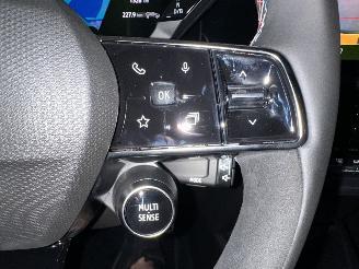Renault Clio Gereserveerd 1.8 Hybrid aut 160 esprit Alpine - nap - harman/kardon - 360cam - stuur + stoelverw - front + line + side assist picture 31