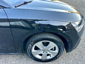 Skoda Scala 1.0 TSI 110pk 6-bak Ambition - nap - 1e eig - navi - virtual - front + line assist - trekh - pdc - all season picture 92