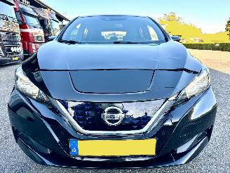 Nissan Leaf 40kWh 150pk aut Tekna - nap - bose - 360cam - keyless - front + line + side assist - stoelverw v+a - stuurverw picture 3