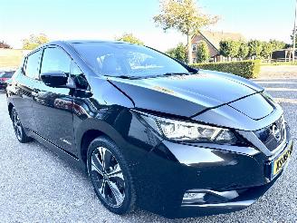 Nissan Leaf 40kWh 150pk aut Tekna - nap - bose - 360cam - keyless - front + line + side assist - stoelverw v+a - stuurverw picture 5