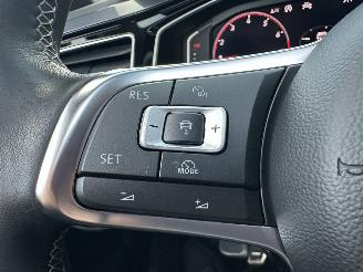 Volkswagen Polo 1.0 TSI 95pk R-Line 5drs - 20dkm nap - pano - 1e eig - 3x r-line - virtual - navi - front assist - acc - pdc v+a picture 26