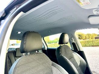 Peugeot 2008 1.2 PureTech 82pk aut + f1 Allure - 33dkm nap - 1e eig - navi - pdc v+a - lmv - clima + cruise contr picture 53
