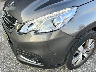 Peugeot 2008 1.2 PureTech 82pk aut + f1 Allure - 33dkm nap - 1e eig - navi - pdc v+a - lmv - clima + cruise contr picture 86